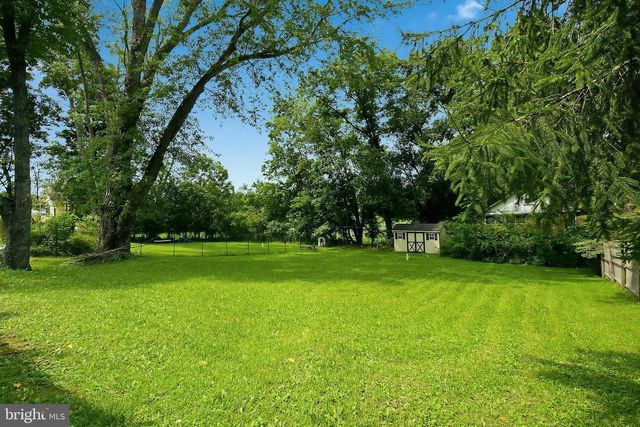 247 MUSCONETCONG RIVER, Lebanon, NJ 07882