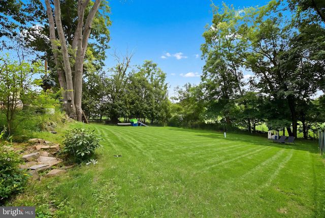 247 MUSCONETCONG RIVER, Lebanon, NJ 07882