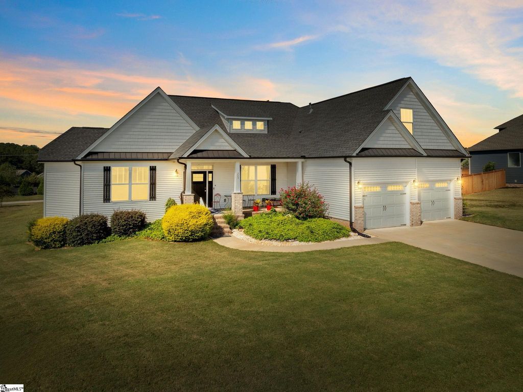 205 Barnstead Court, Piedmont, SC 29673