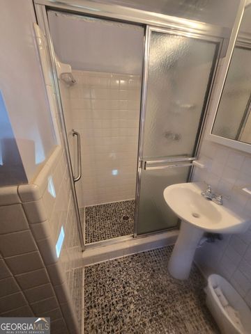 1527 Old Conyers Road, Stockbridge, GA 30281