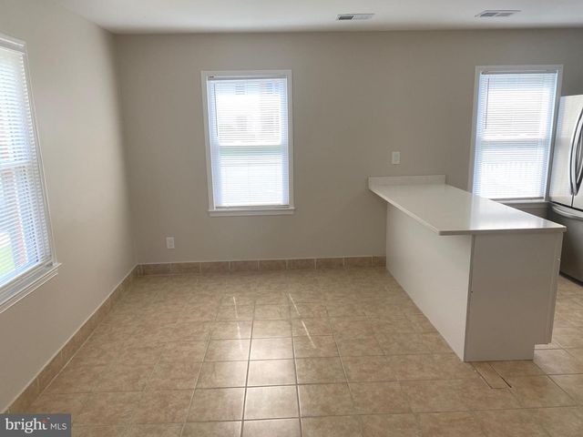 9715 PICKETT LN, Manassas, VA 20110