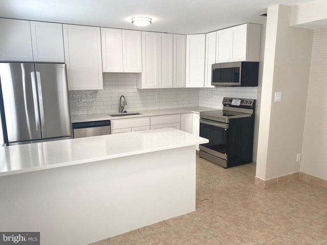 9715 PICKETT LN, Manassas, VA 20110