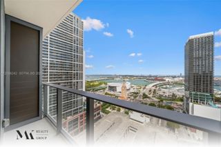 121 NE 5 2700, Miami, FL 33132