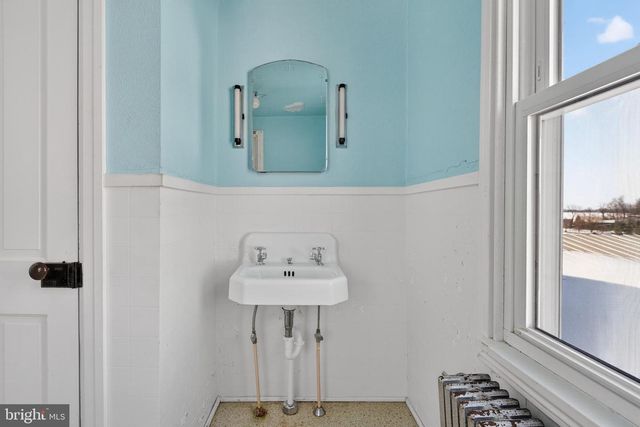 3320 RIVER RD, Lancaster, PA 17603