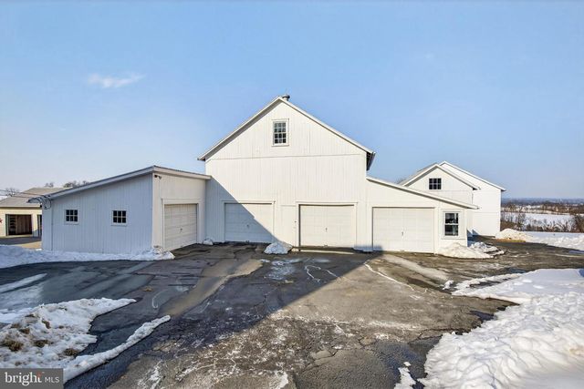 3320 RIVER RD, Lancaster, PA 17603