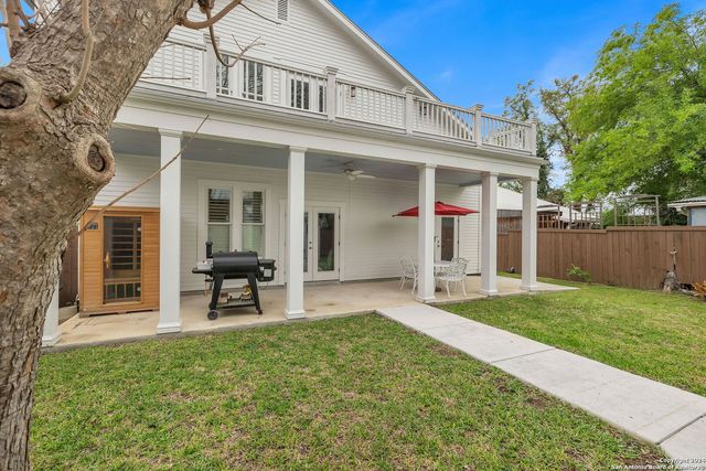 728 E Guenther St, San Antonio, TX 78210