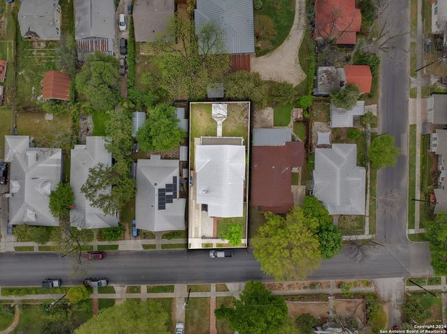 728 E Guenther St, San Antonio, TX 78210