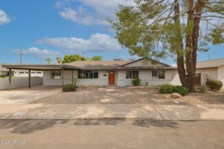 6332 E Earll Drive, Scottsdale, AZ 85251