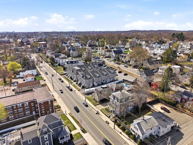 112 Lowell St 11, Peabody, MA 01960