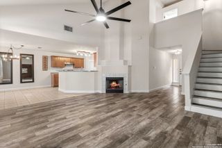 6043 Woodway Pl, San Antonio, TX 78249