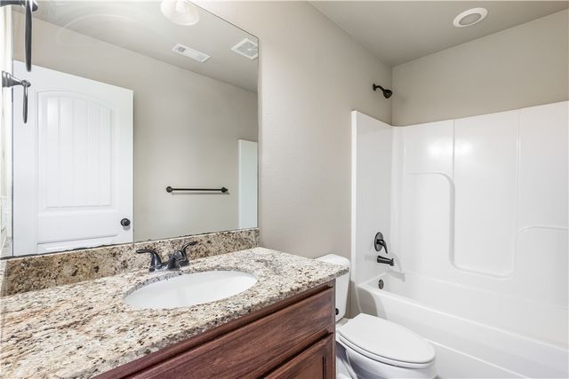 7587 Brooklyn Avenue, Springdale, AR 72762
