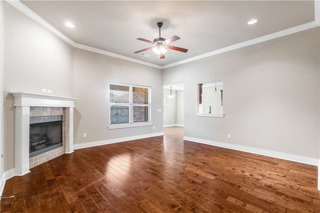 7587 Brooklyn Avenue, Springdale, AR 72762