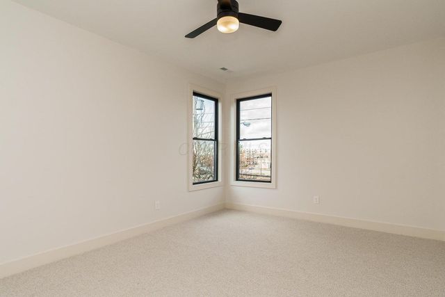 120 Caren Avenue, Worthington, OH 43085
