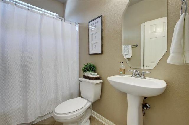 1549 Homewood CIR, Round Rock, TX 78665