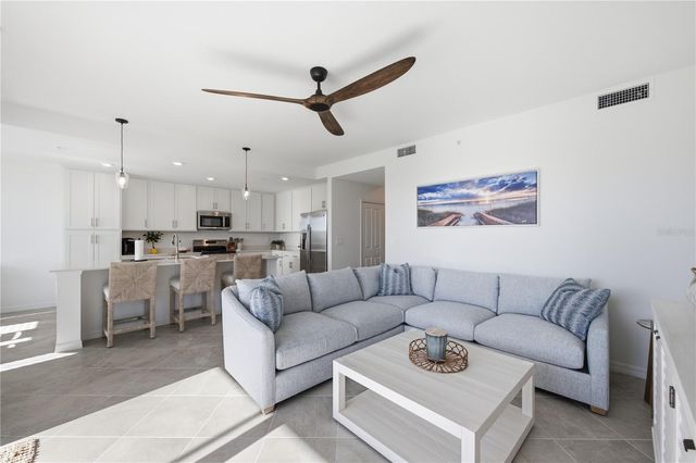 17600 OPAL SAND DRIVE 203, Venice, FL 34293