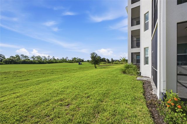 17600 OPAL SAND DRIVE 203, Venice, FL 34293