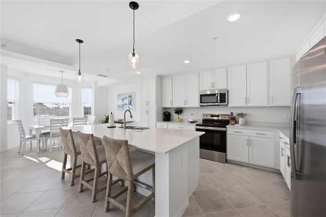 17600 OPAL SAND DRIVE 203, Venice, FL 34293