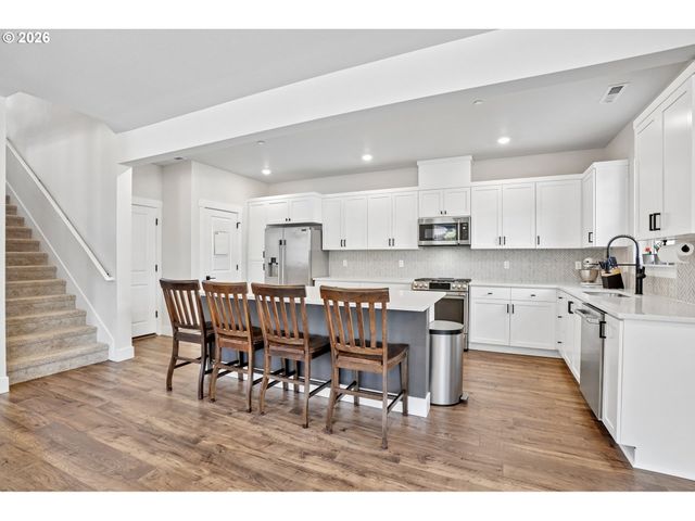 16823 Sw COLORADO Ln, Tigard, OR 97224