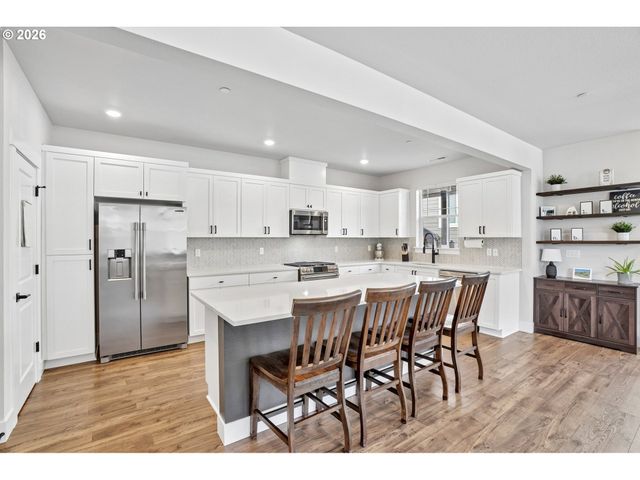 16823 Sw COLORADO Ln, Tigard, OR 97224