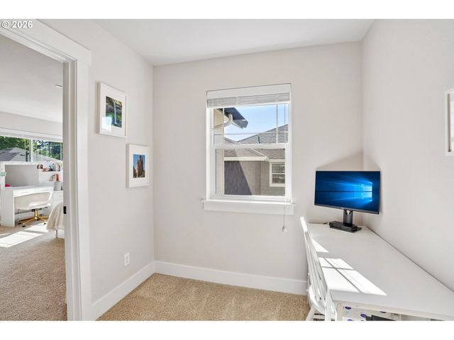 16823 Sw COLORADO Ln, Tigard, OR 97224