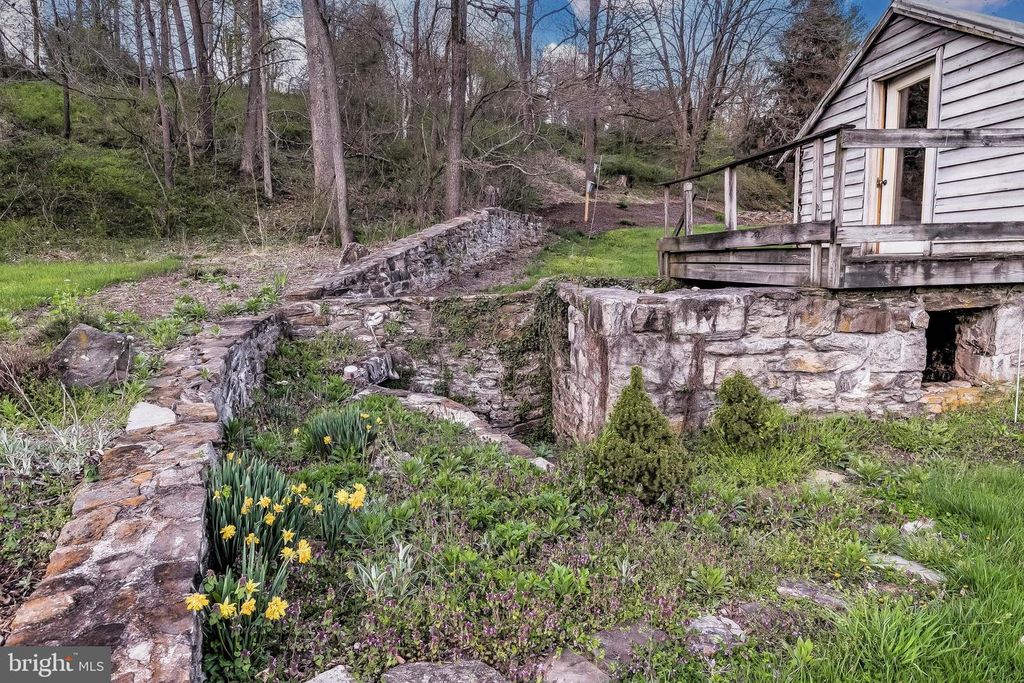 Image 15 of property listing at 1449 CORBETT RD, Monkton, MD 21111