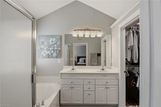 119 Kingsmill Place, Advance, NC 27006