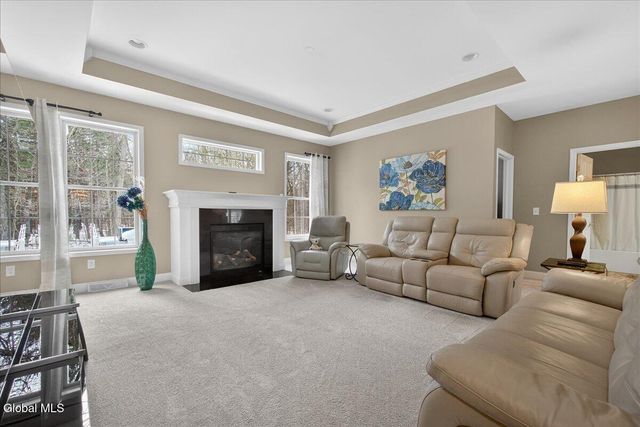 66 Shinnecock Hills Drive, Colonie, NY 12205