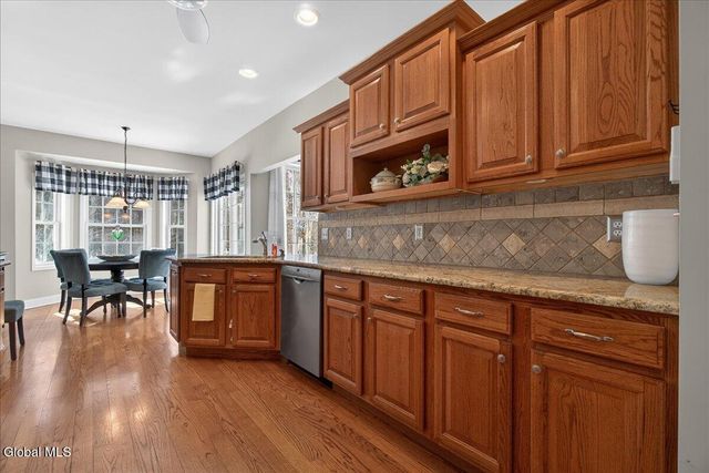 66 Shinnecock Hills Drive, Colonie, NY 12205