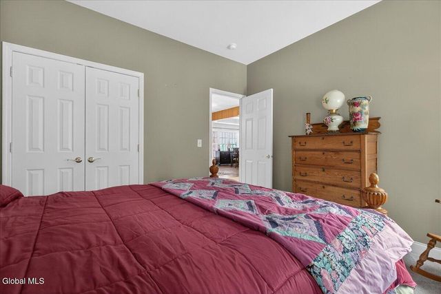 66 Shinnecock Hills Drive, Colonie, NY 12205