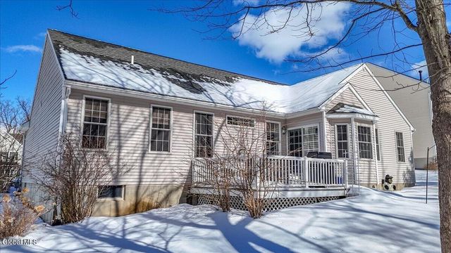 66 Shinnecock Hills Drive, Colonie, NY 12205