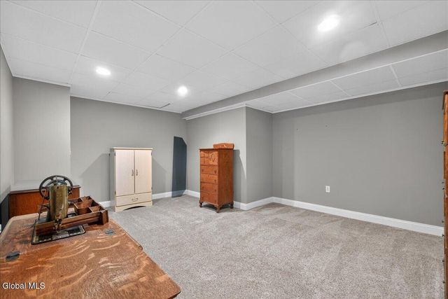 66 Shinnecock Hills Drive, Colonie, NY 12205