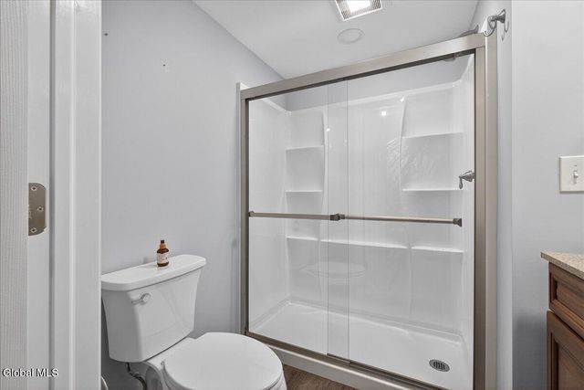 66 Shinnecock Hills Drive, Colonie, NY 12205