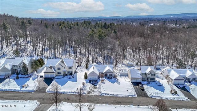 66 Shinnecock Hills Drive, Colonie, NY 12205