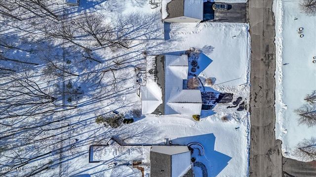 66 Shinnecock Hills Drive, Colonie, NY 12205