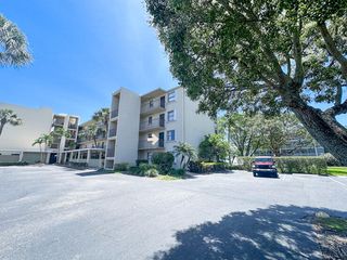 890 N Federal Highway 205, Lantana, FL 33462