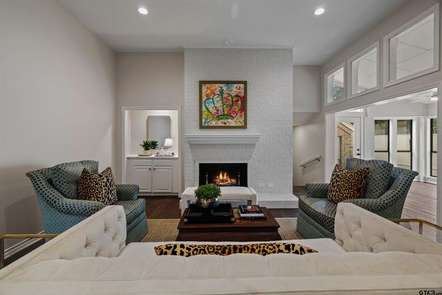 842 Ashford Ct, Tyler, TX 75703