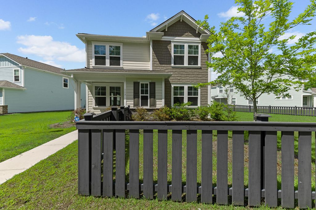 113 Petrell Road, Summerville, SC 29483