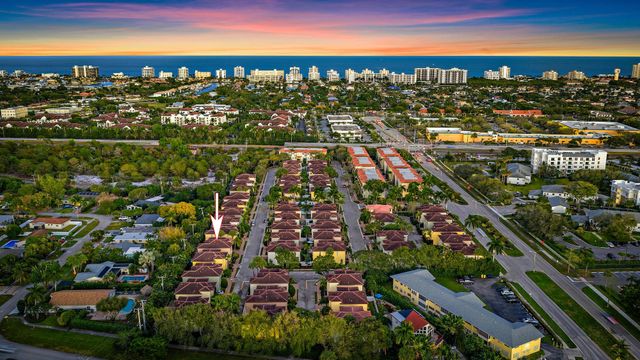 107 Via Poinciana Lane, Boca Raton, FL 33487
