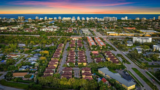 107 Via Poinciana Lane, Boca Raton, FL 33487