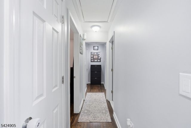 23 Roosevelt Trl, Hopatcong Boro, NJ 07843