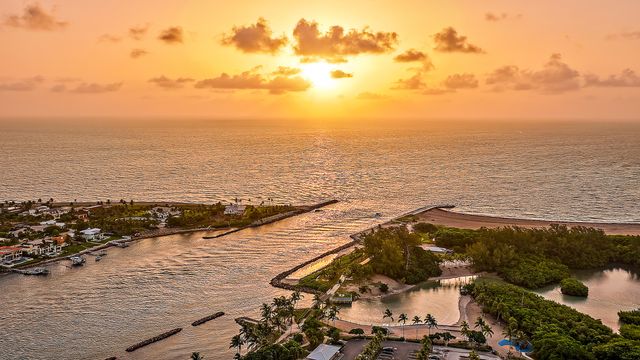 22 Ocean Drive, Jupiter Inlet Colony, FL 33469