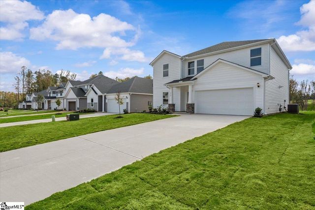 210 Tantalus Street, Gray Court, SC 29645