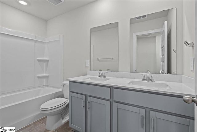 210 Tantalus Street, Gray Court, SC 29645