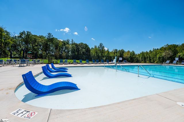 210 Tantalus Street, Gray Court, SC 29645