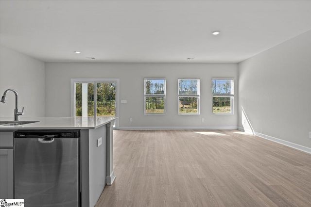 210 Tantalus Street, Gray Court, SC 29645