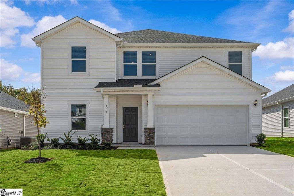 210 Tantalus Street, Gray Court, SC 29645