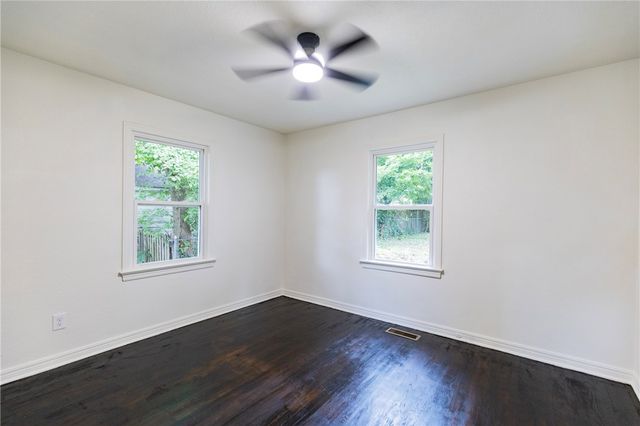 1400 S 4th Street, Rogers, AR 72756