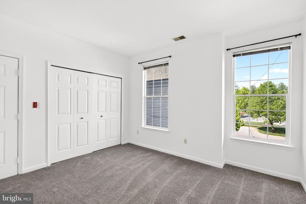 Image 13 of property listing at 9645 DEVEDENTE DR #204, Owings Mills, MD 21117