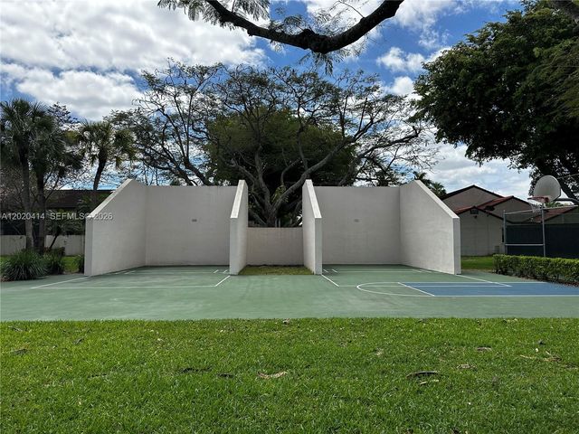 13350 SW 88th Ter F, Miami, FL 33186