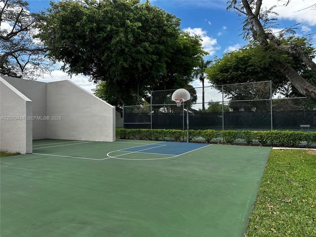 13350 SW 88th Ter F, Miami, FL 33186